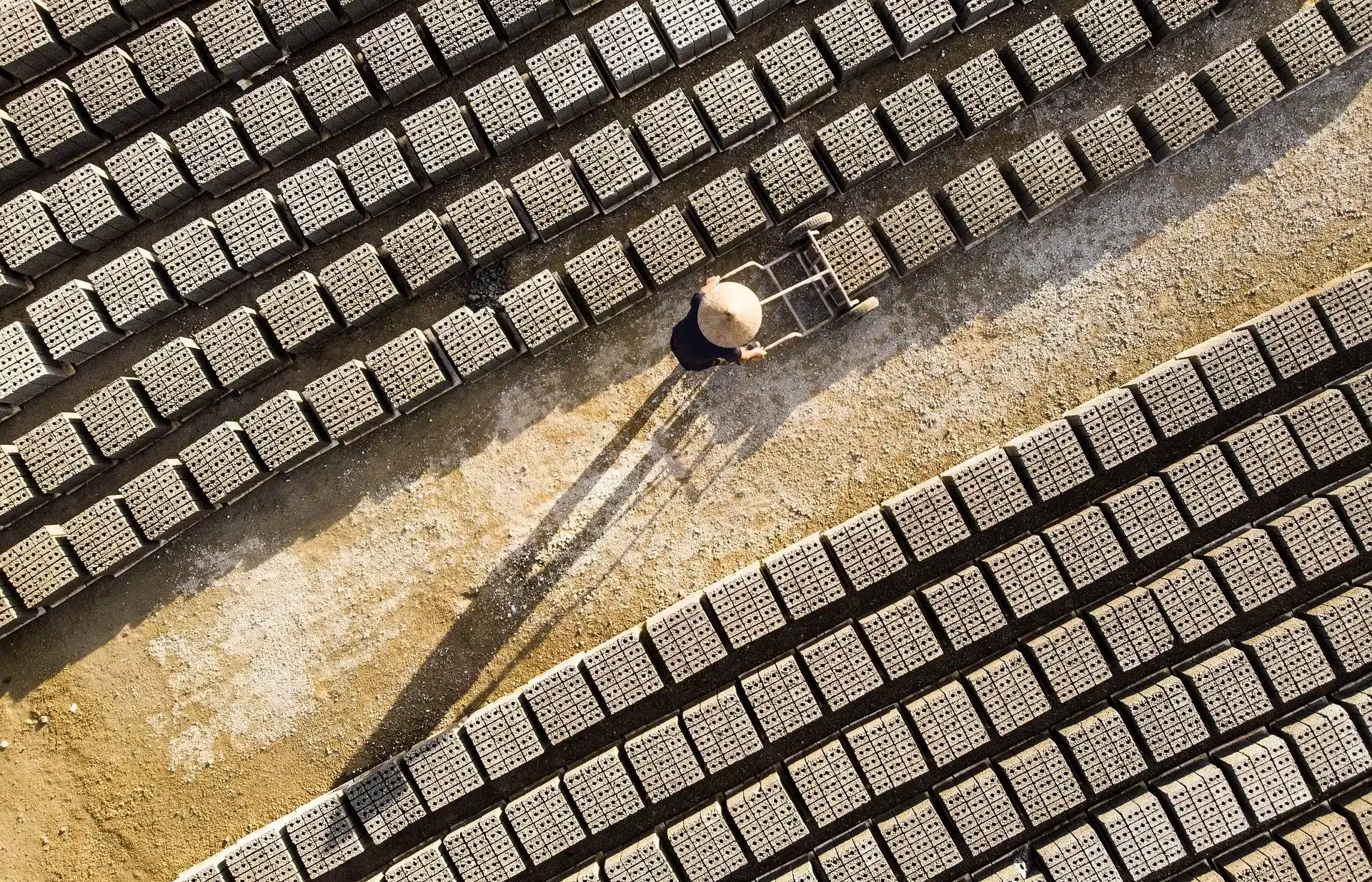 Gestalt-thérapie à Istres & sophrologie ∞ médecine globale 68 Comprendre le burn out, au travail comme perte de sens